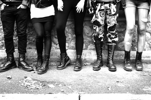 black-and-white-doc-martens-legs-punk-shoes-Favim.com-78085