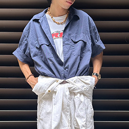 半袖シャツ