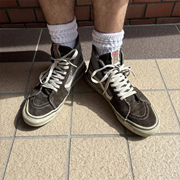 スニーカー