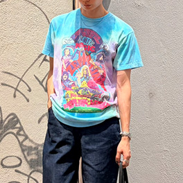 グラフィックTシャツ