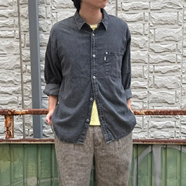 長袖シャツ