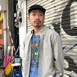 長袖シャツ