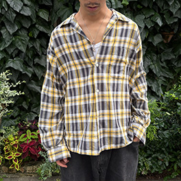 長袖シャツ