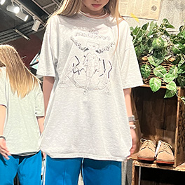 グラフィックTシャツ