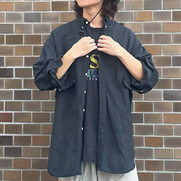 長袖シャツ