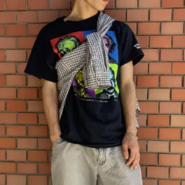 グラフィックTシャツ