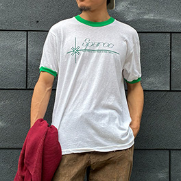 グラフィックTシャツ