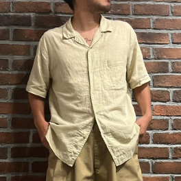 半袖シャツ