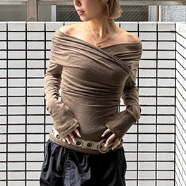 長袖Tシャツ